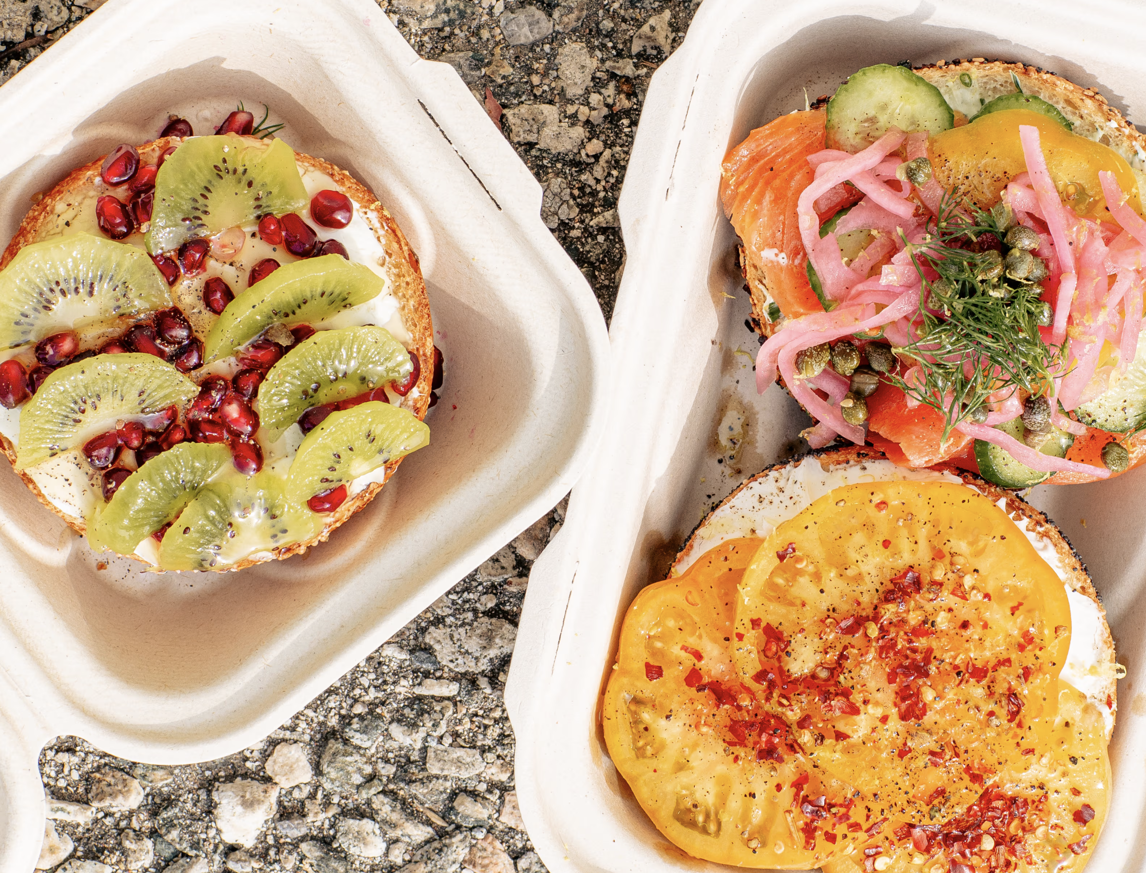 Sandwich og salat til frokostordning fra Aarhus Catering